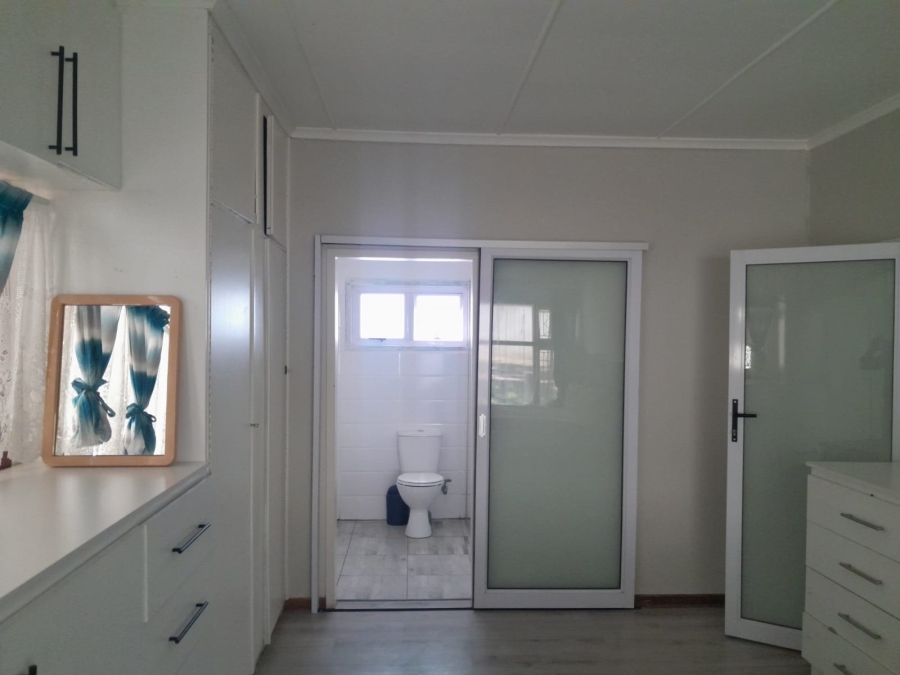 4 Bedroom Property for Sale in Balmoral Eastern Cape